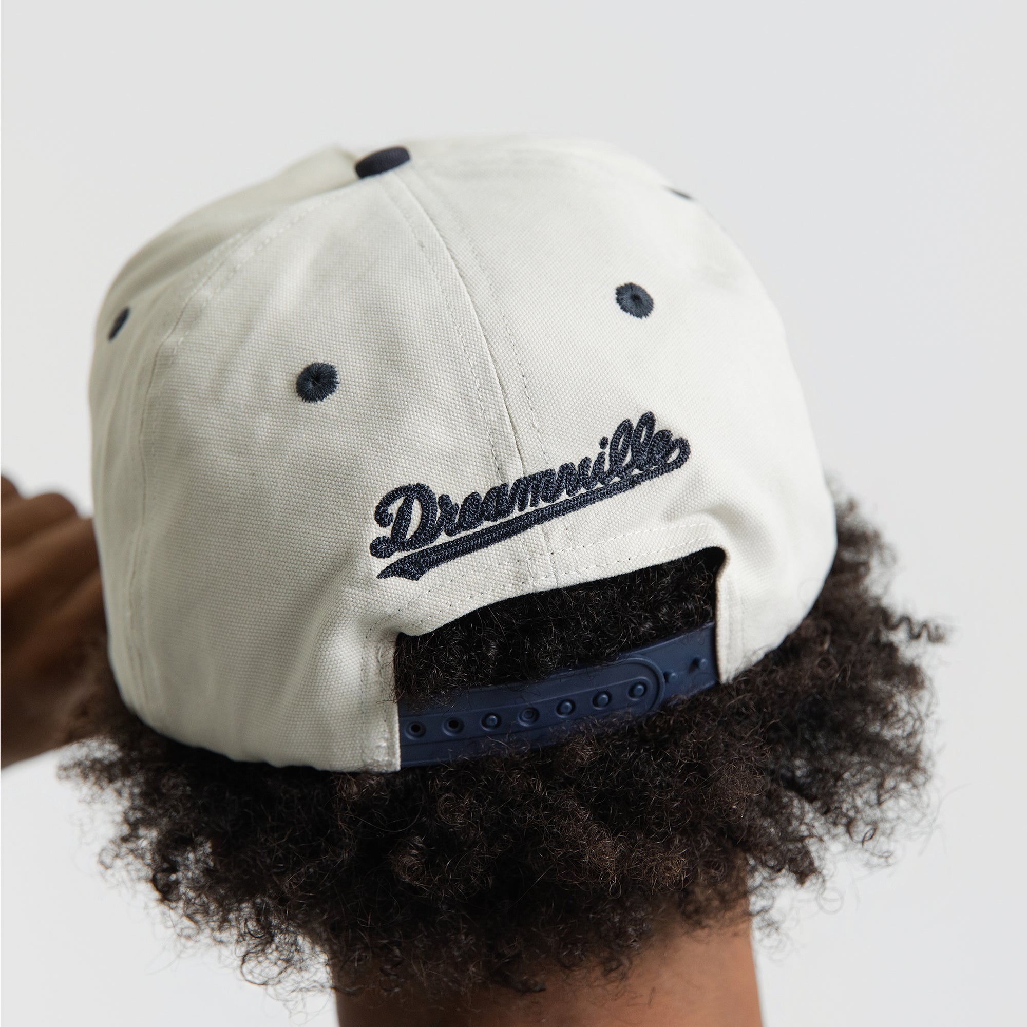 SIGNATURE D SNAPBACK HAT NAVY