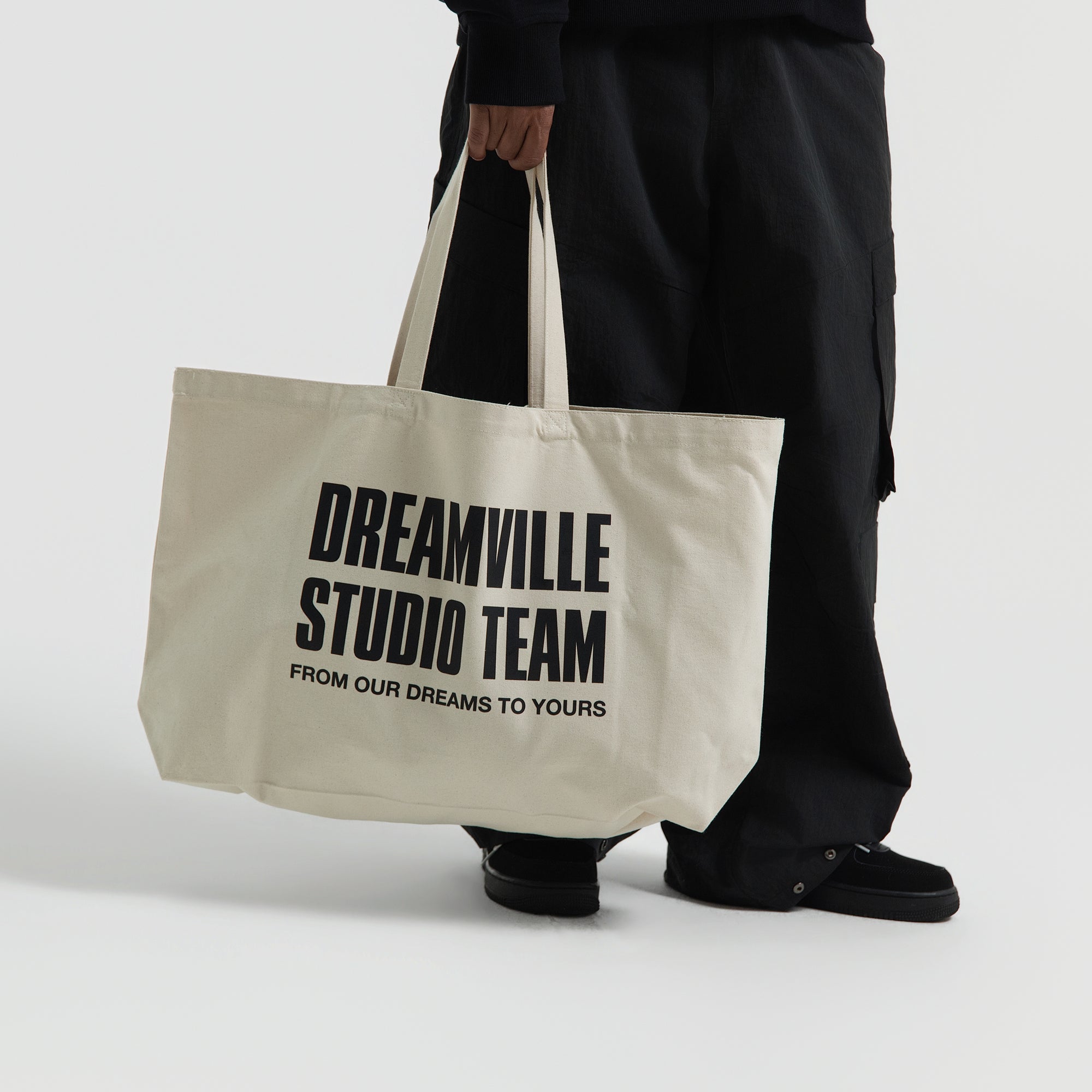 DREAMVILLE TOTE BAG